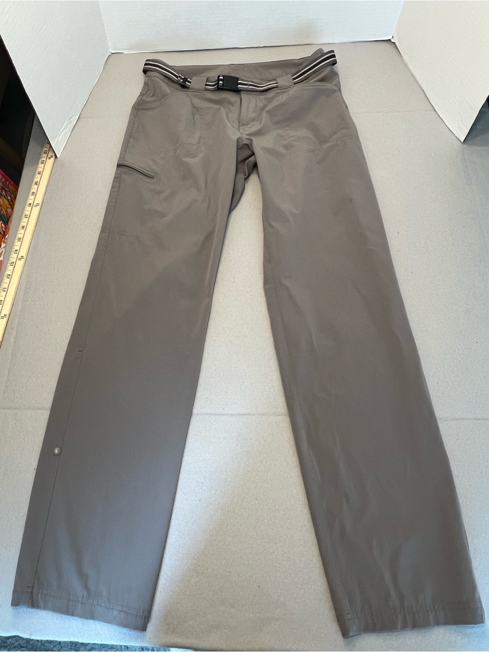 EMS Gray Hiking Travel Pants w/ Belt Womens Size 4R